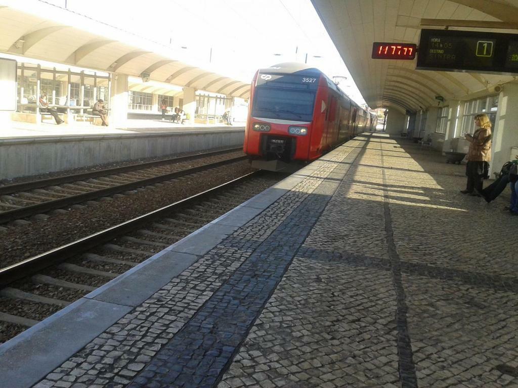 Apartament In Bed With Lisbon 5E Amadora Zewnętrze zdjęcie